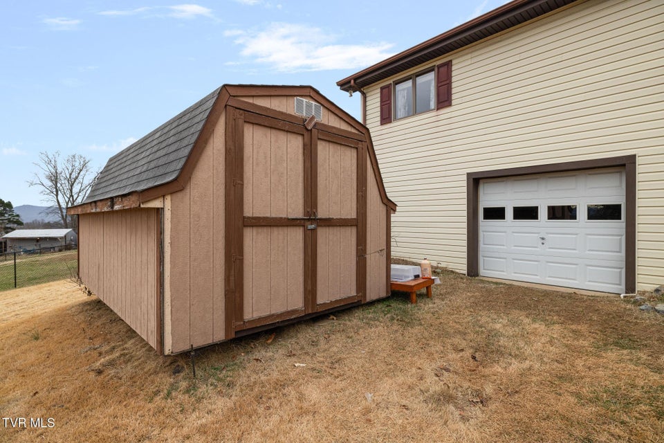 Photo #34: 2129 Welch Road