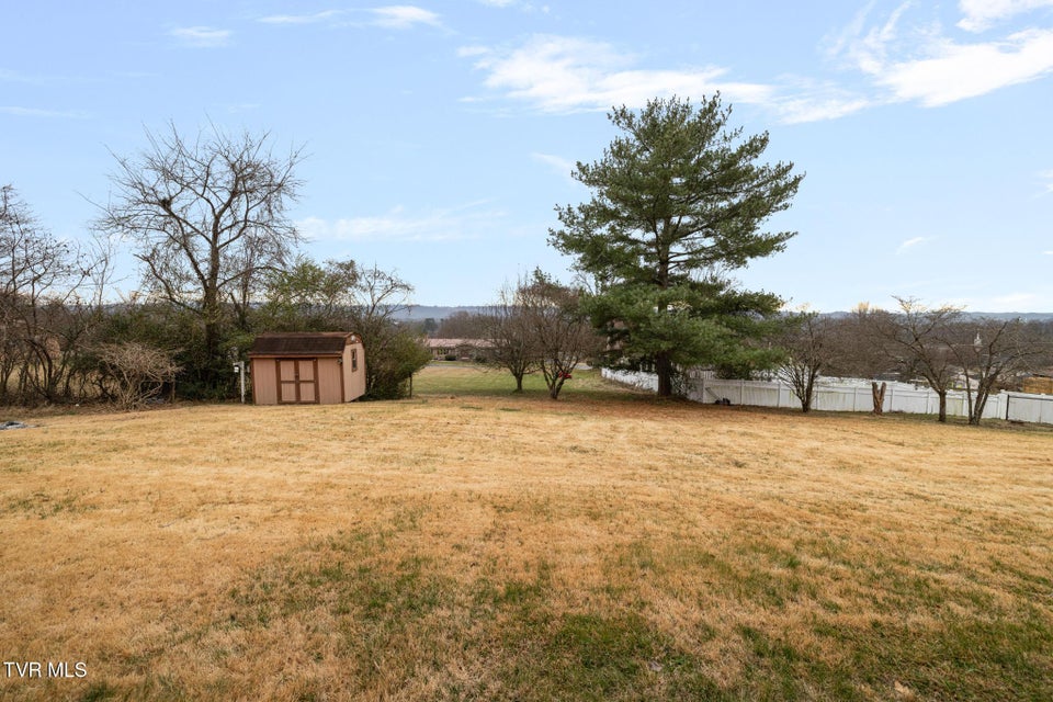 Photo #36: 2129 Welch Road