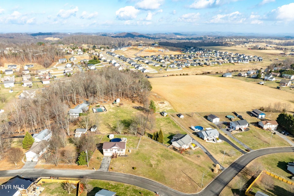 Photo #57: 115 Maple Ridge Drive