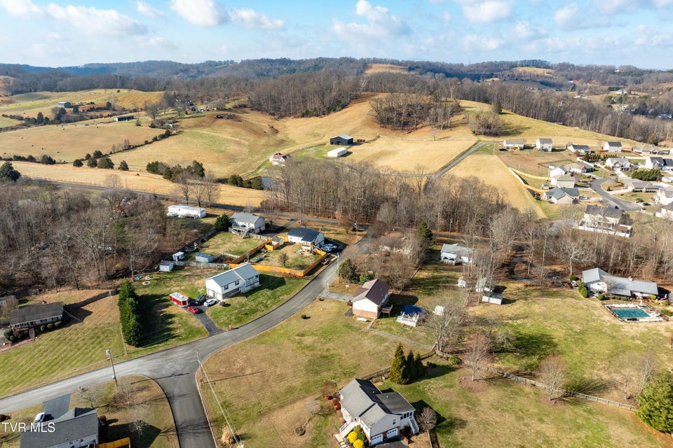 Photo #59: 115 Maple Ridge Drive