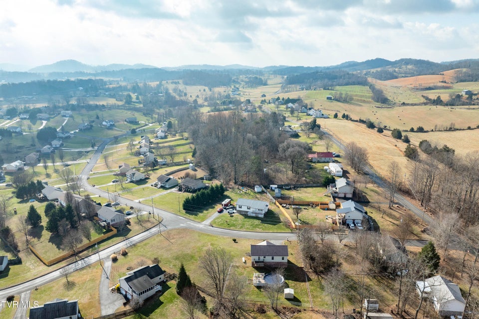 Photo #63: 115 Maple Ridge Drive