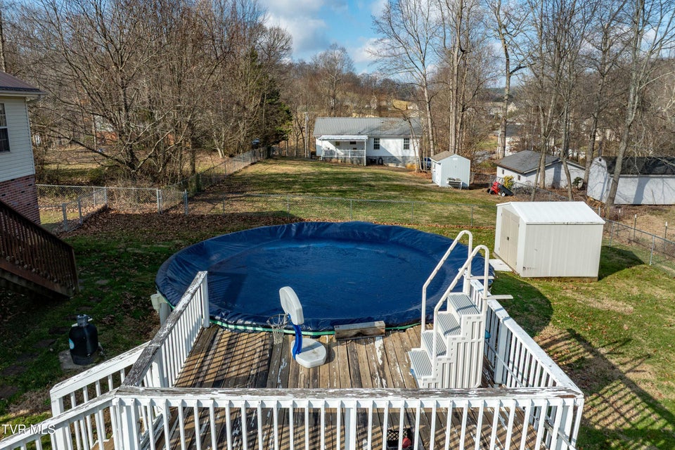 Photo #38: 115 Maple Ridge Drive