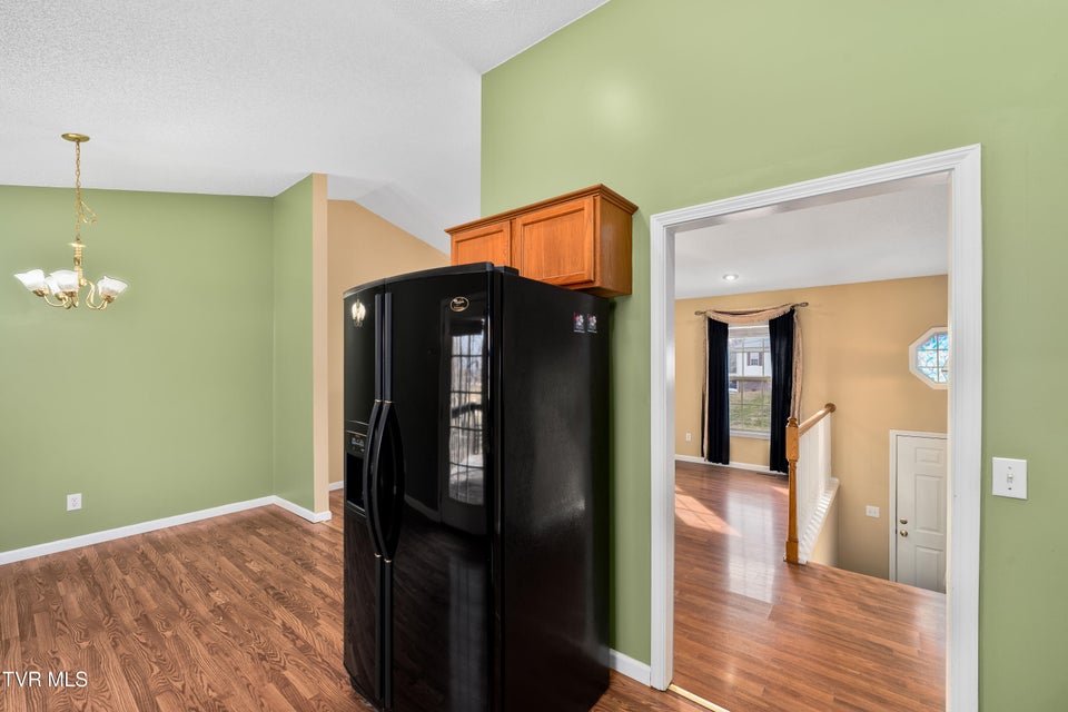 Photo #14: 115 Maple Ridge Drive