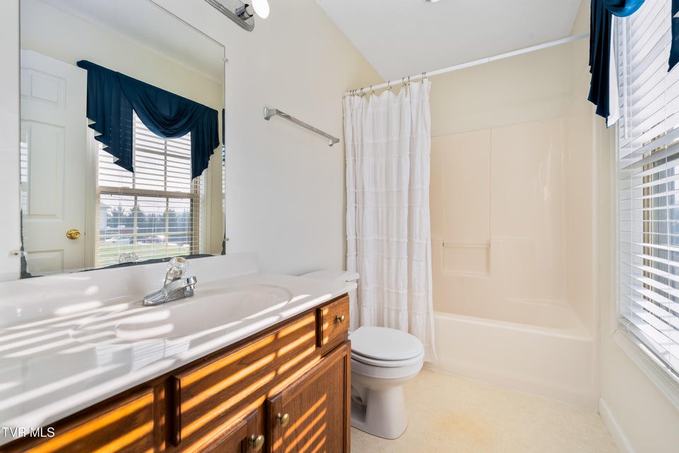 Photo #23: 115 Maple Ridge Drive