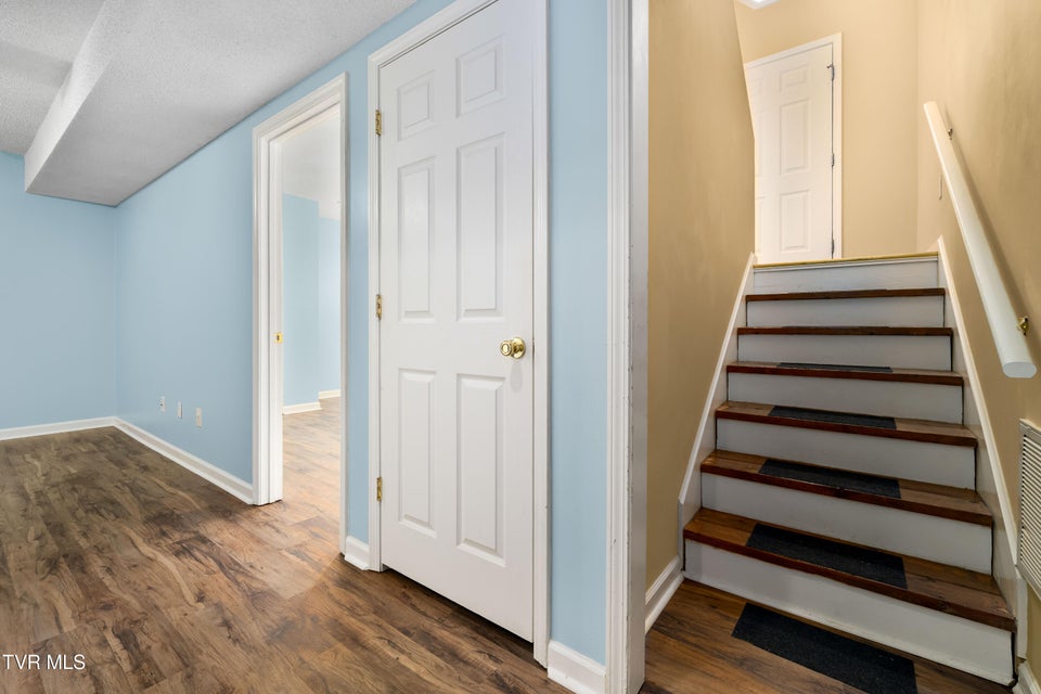 Photo #24: 115 Maple Ridge Drive