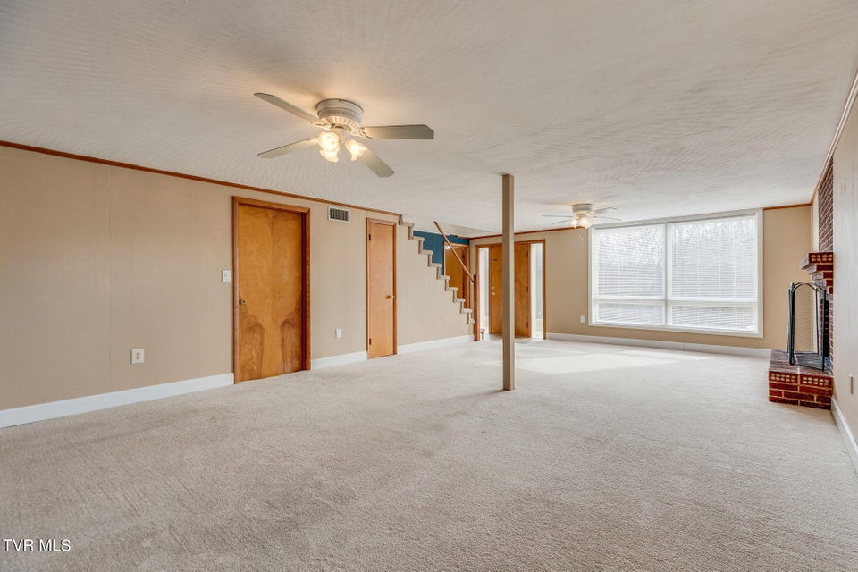 Photo #20: 1423 Lakeside Lane