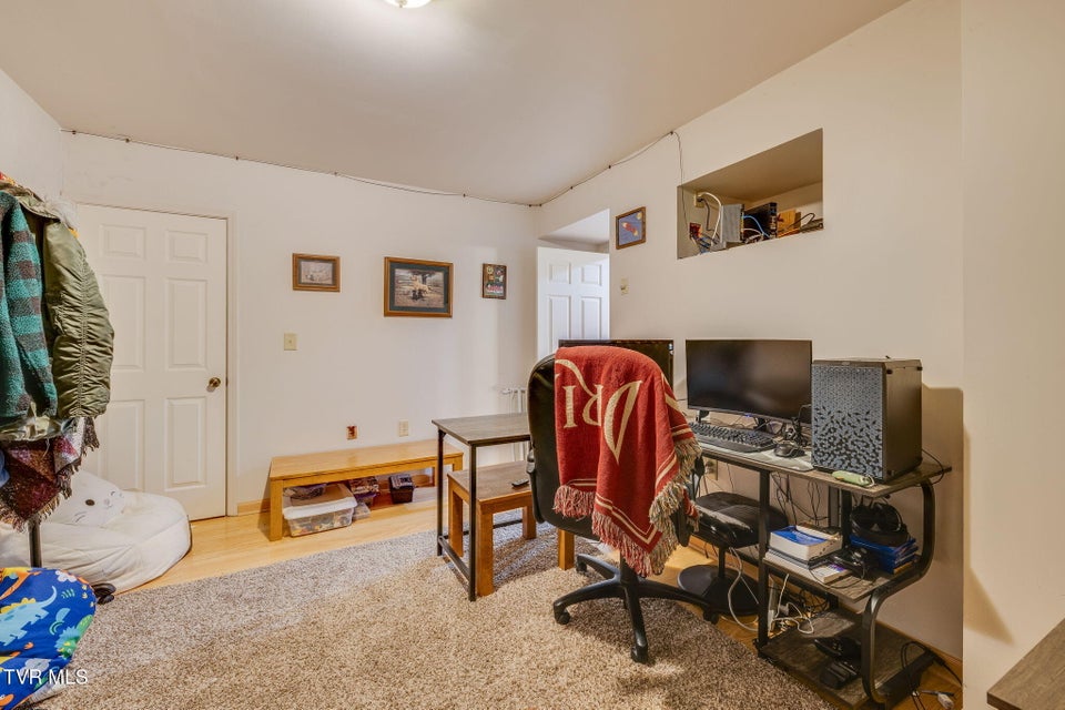 Photo #31: 468 Old Embreeville Road