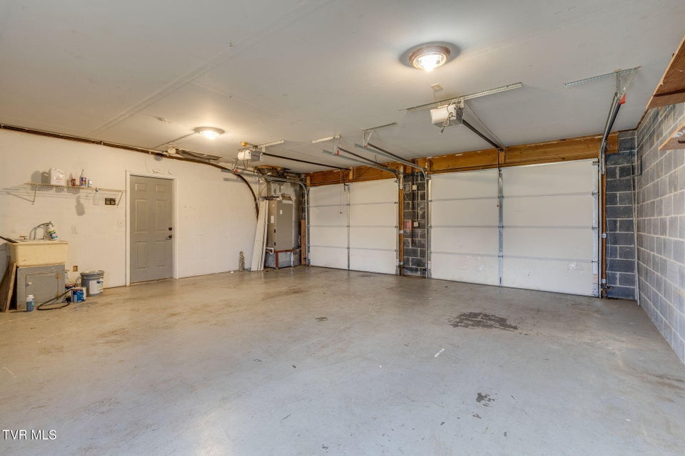 Photo #25: 100 Springview Drive