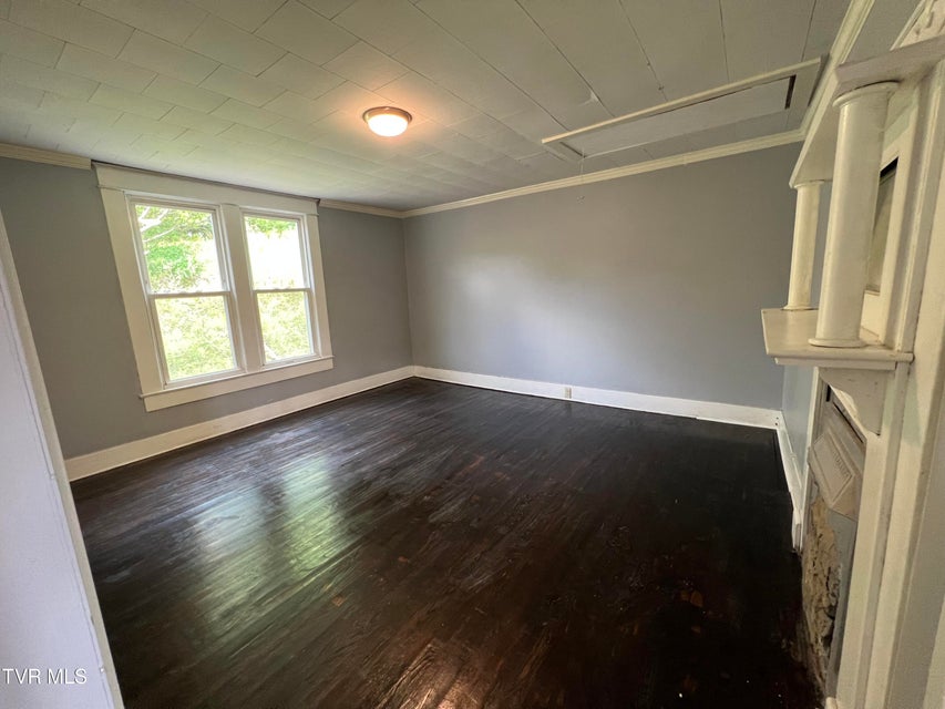 Photo #13: 620 Gilley Avenue