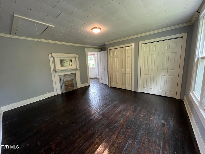 Photo #14: 620 Gilley Avenue