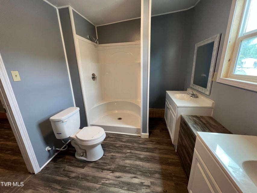 Photo #17: 620 Gilley Avenue