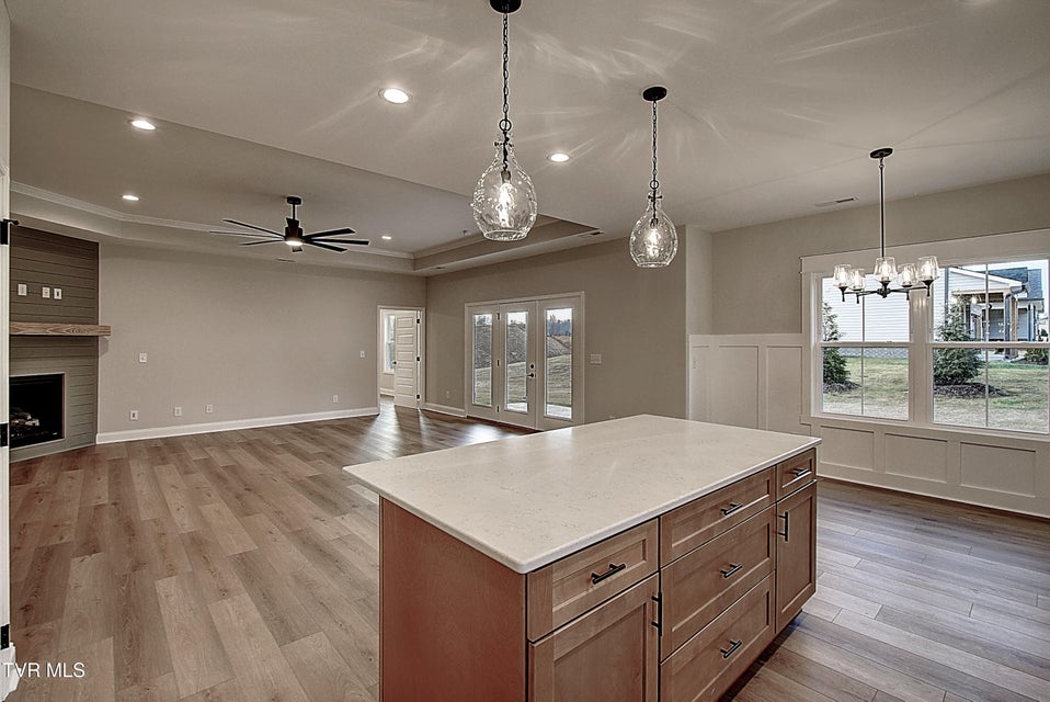 Photo #13: 547 Catalina Court