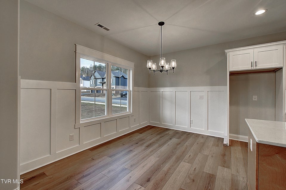 Photo #14: 547 Catalina Court