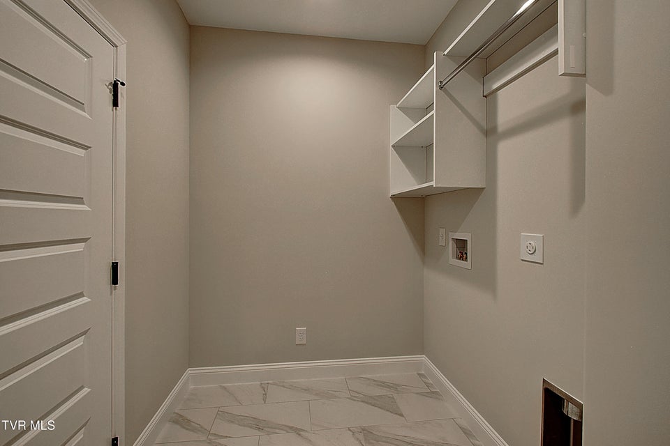 Photo #23: 547 Catalina Court