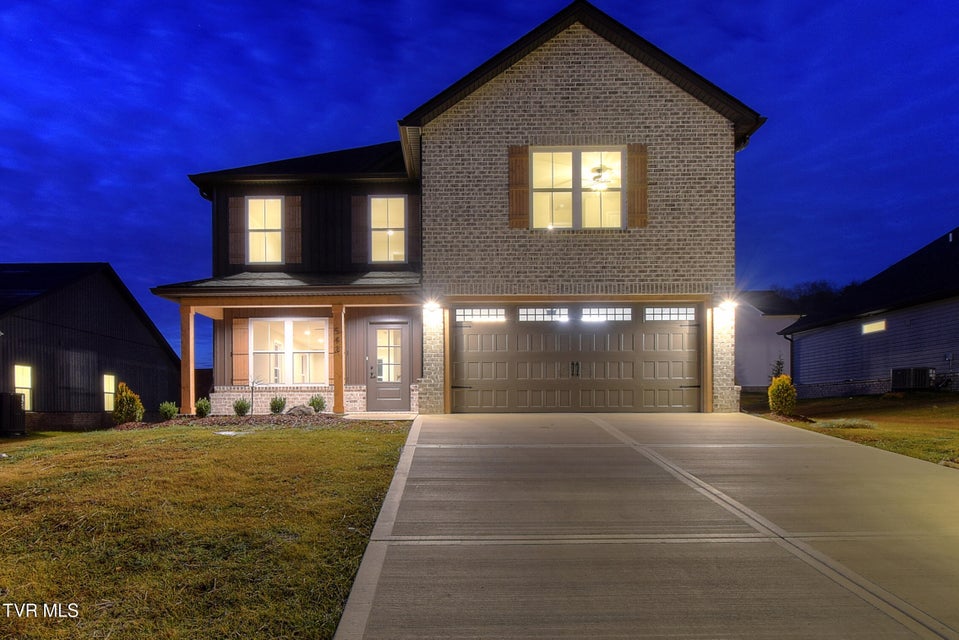 Photo #2: 543 Catalina Court