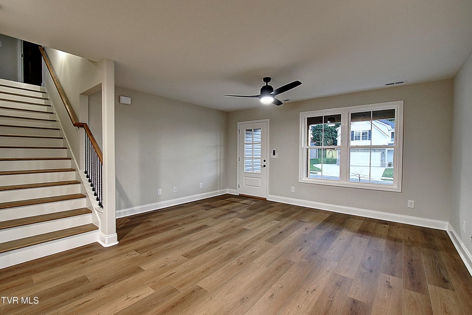 Photo #6: 543 Catalina Court