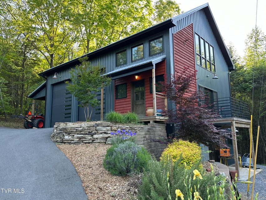 Photo #47: 379 Hideaway Farm Road 