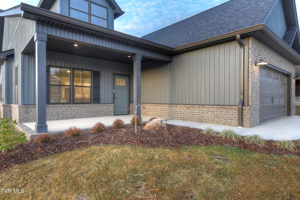 Photo #4: 539 Catalina Court