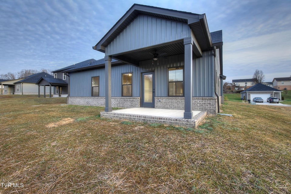 Photo #21: 539 Catalina Court