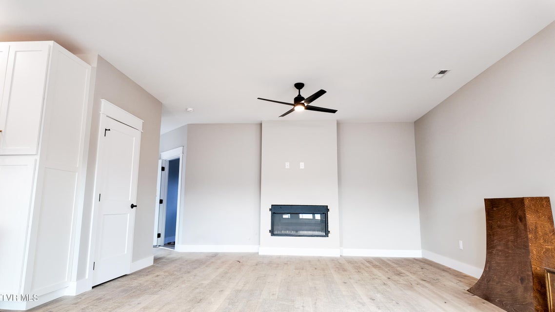 Photo #5: 304 Monroe Drive