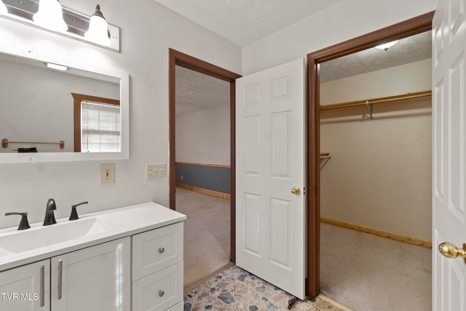 Photo #45: 662 Lower Bogard Road