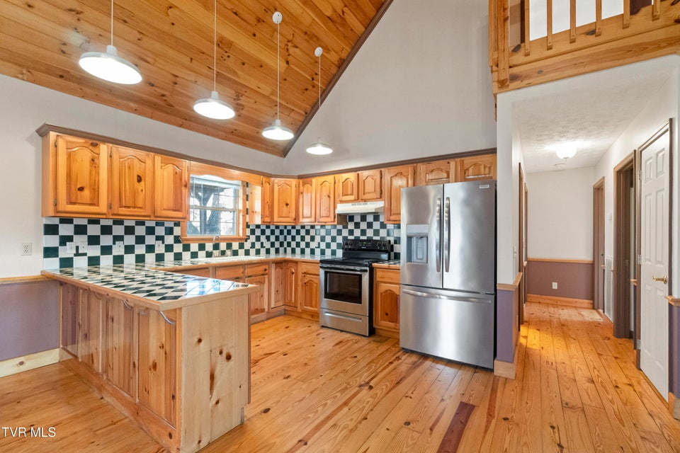 Photo #33: 662 Lower Bogard Road