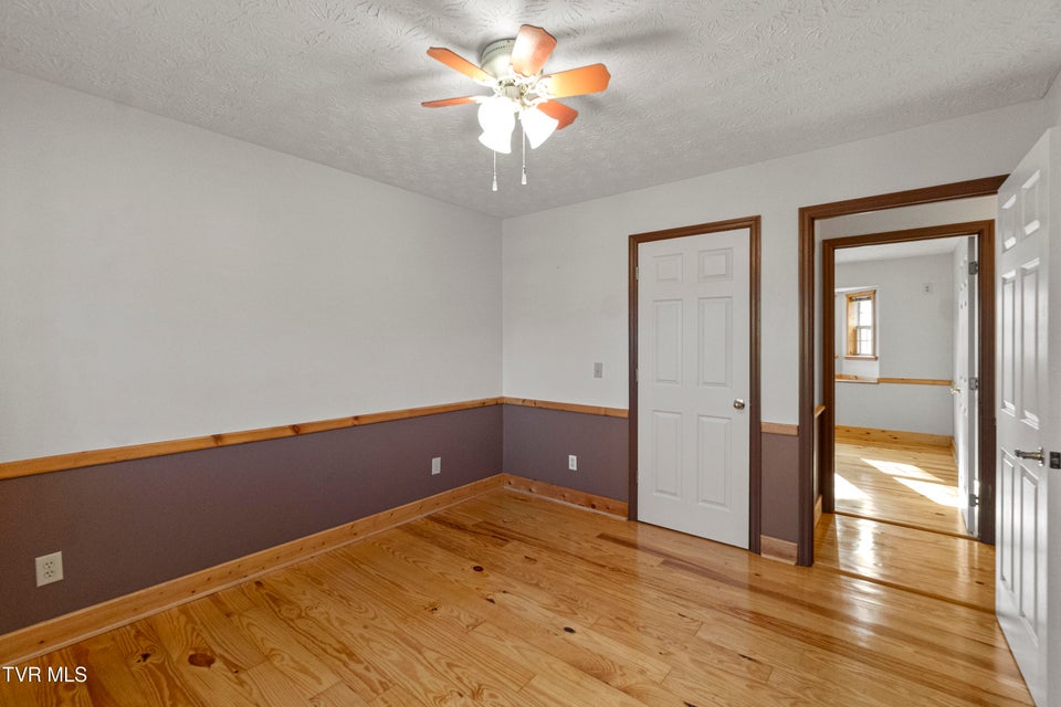 Photo #39: 662 Lower Bogard Road