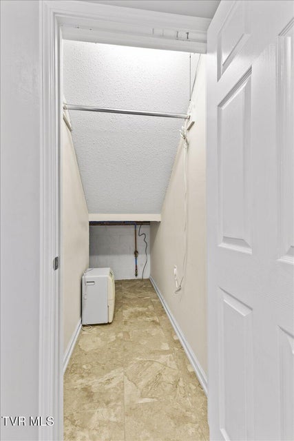 Photo #34: 1109 Windsor Lane