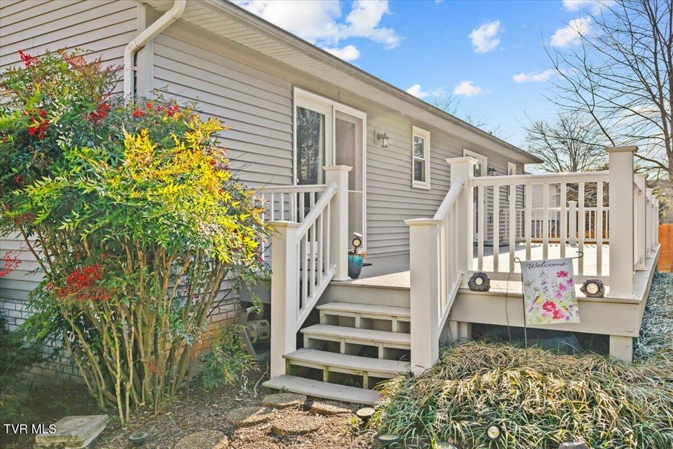 Photo #40: 1109 Windsor Lane