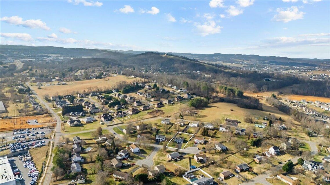 Photo #46: 1109 Windsor Lane