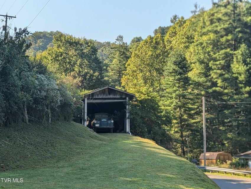 Photo #6: 118 Turner Road