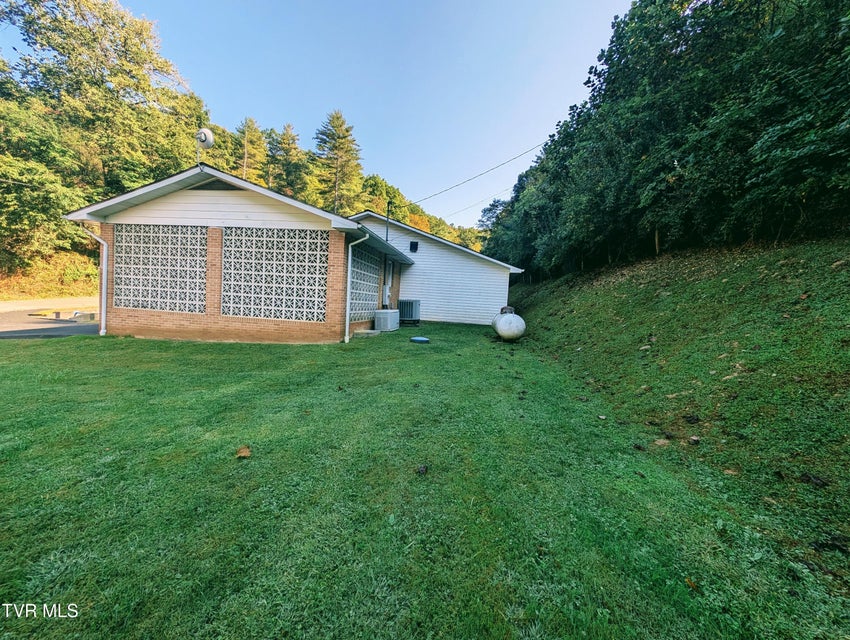 Photo #11: 118 Turner Road