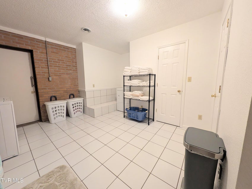 Photo #32: 118 Turner Road