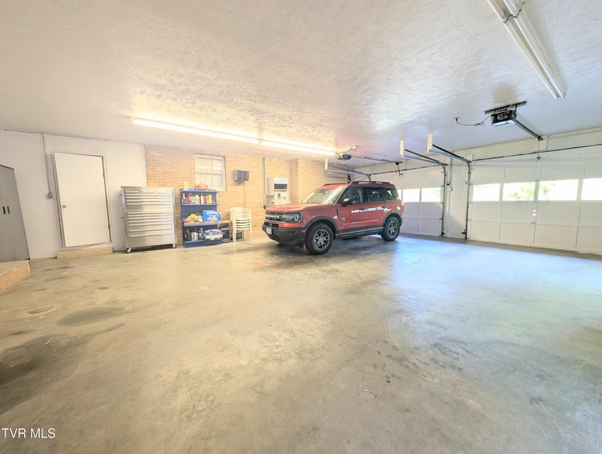 Photo #37: 118 Turner Road