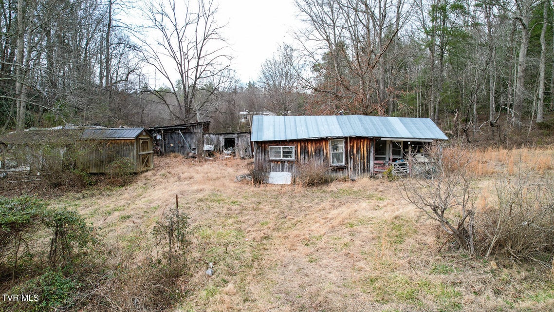 Photo #5: 7105 Greystone Rd 