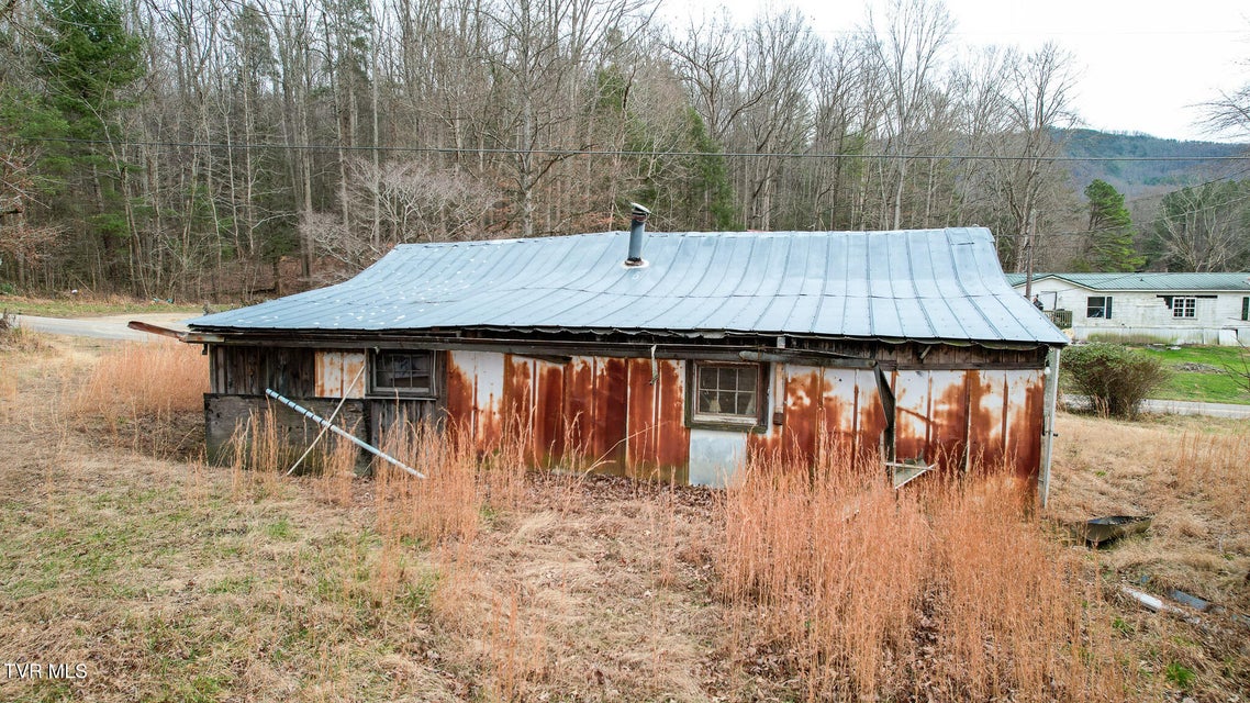 Photo #9: 7105 Greystone Rd 