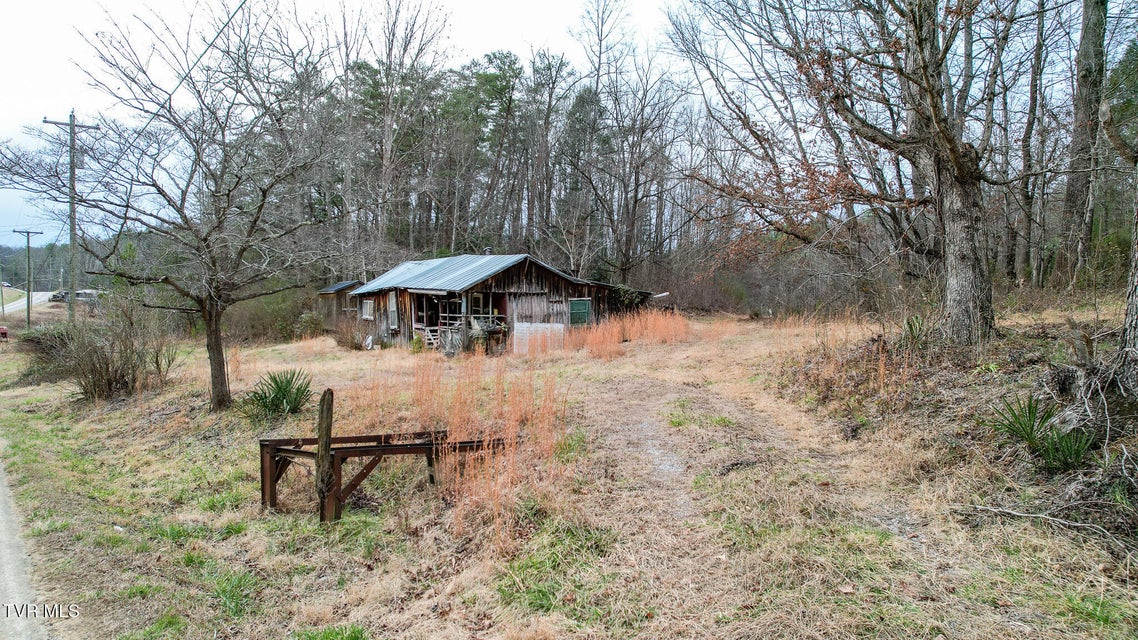 Photo #16: 7105 Greystone Rd 