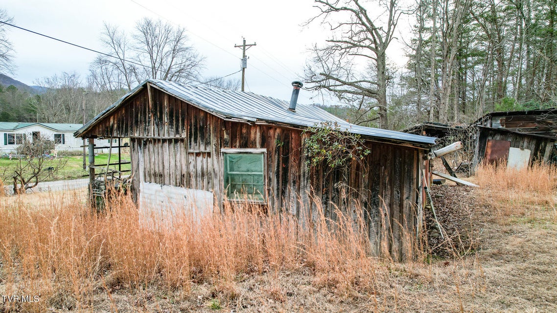 Photo #18: 7105 Greystone Rd 