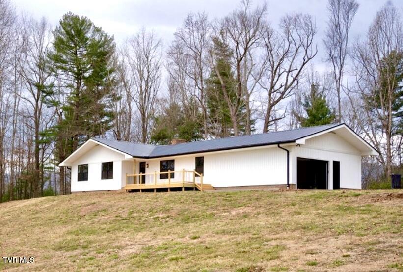 Photo #17: 256 William Hawkins Lane