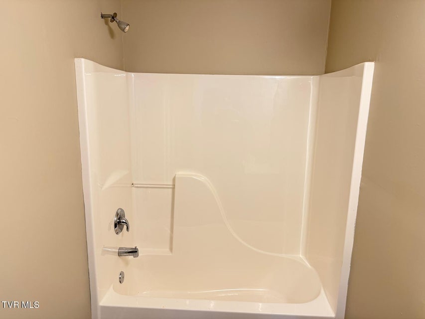 Photo #19: 634 Riverside Avenue