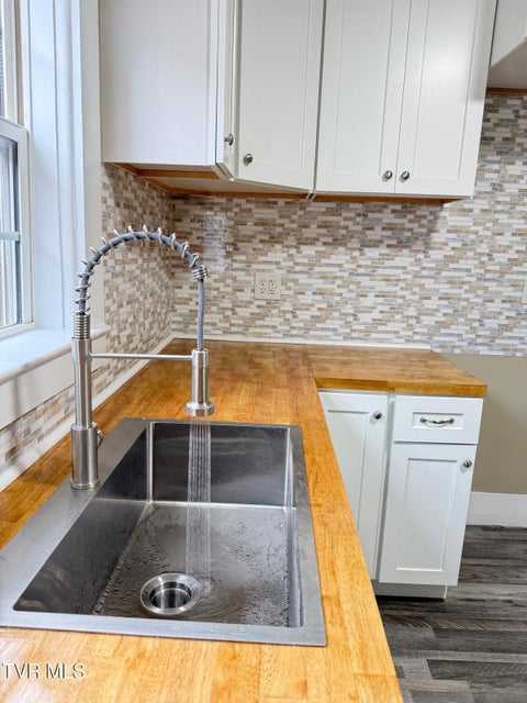 Photo #30: 634 Riverside Avenue