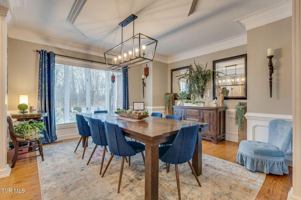 Photo #8: 1817 Buckingham Court