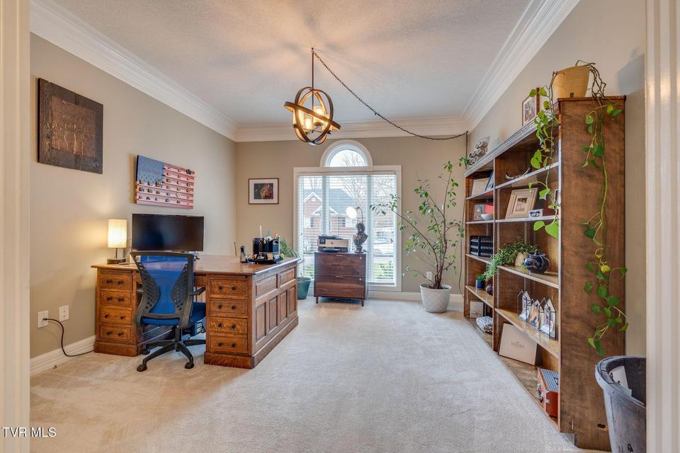 Photo #10: 1817 Buckingham Court