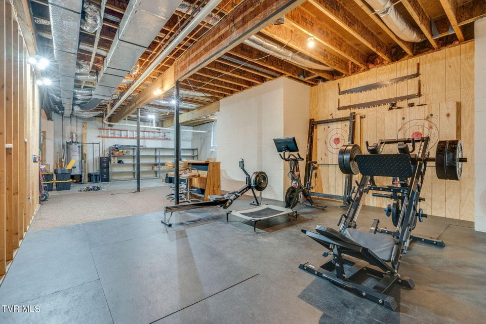 Photo #53: 1817 Buckingham Court