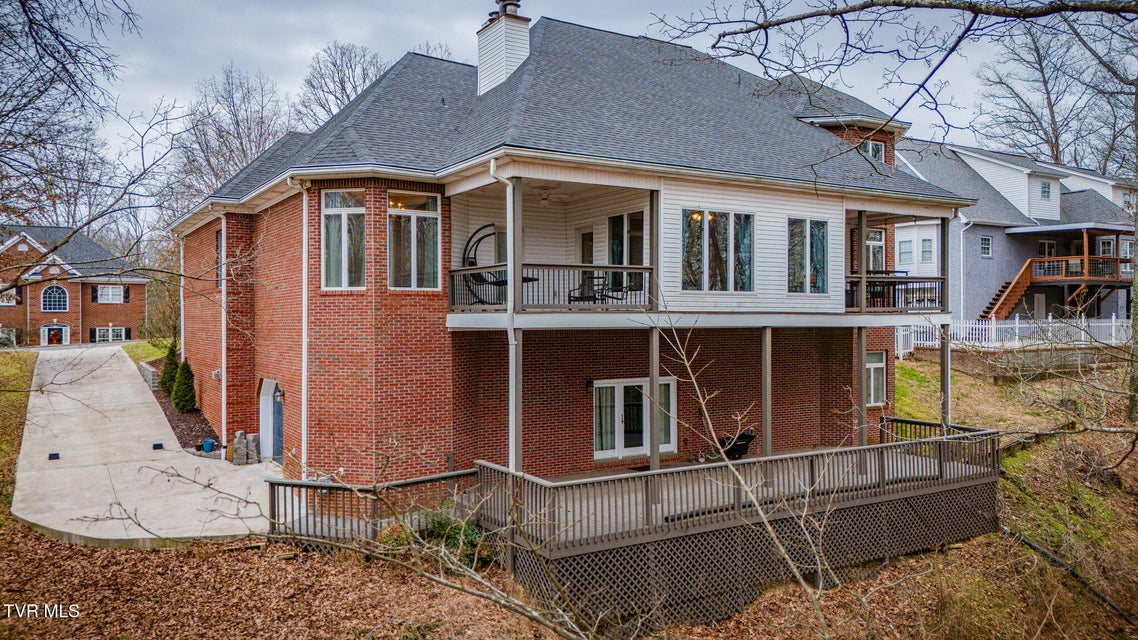 Photo #62: 1817 Buckingham Court