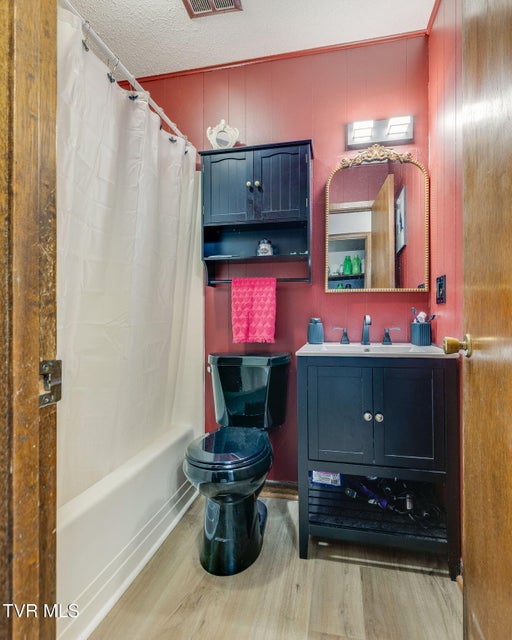 Photo #17: 306 Skyland Drive