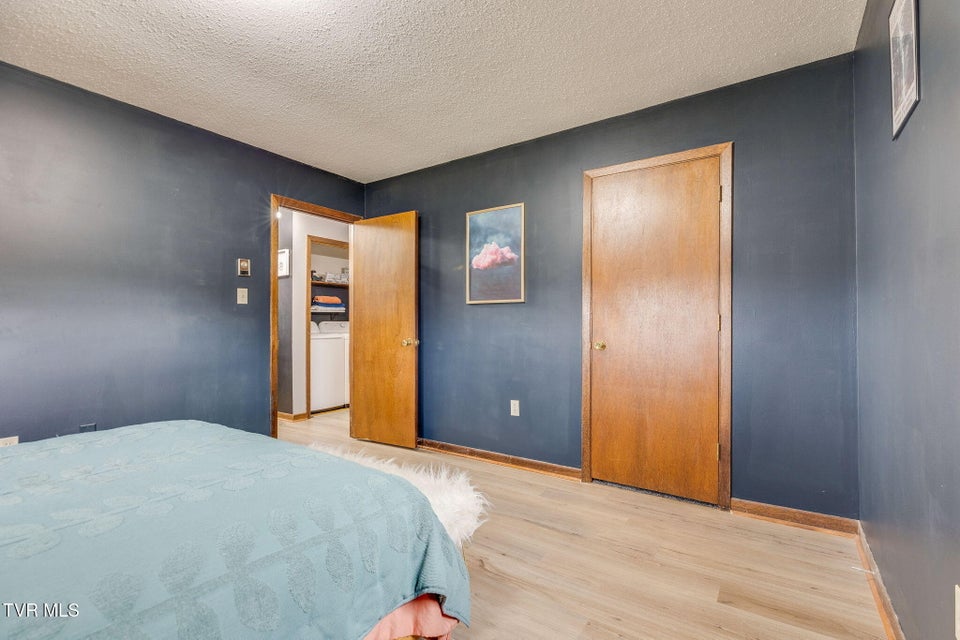 Photo #16: 306 Skyland Drive