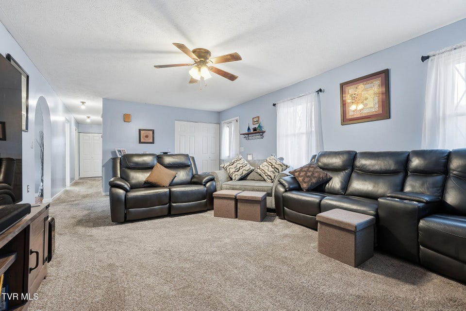 Photo #11: 186 Kelly Coomer Road