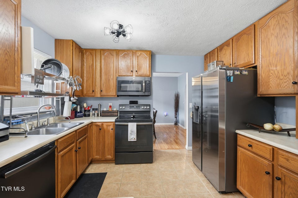 Photo #16: 186 Kelly Coomer Road