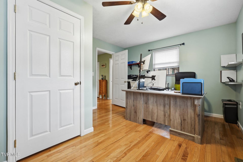 Photo #29: 186 Kelly Coomer Road